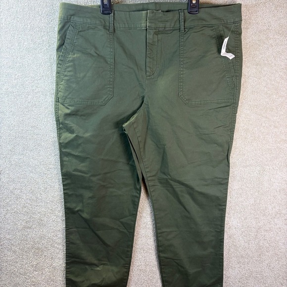 Old Navy Pants - Old Navy Pixie Pants NEW Women's 16 (38x26.5) Olive Green Cropped Utility Chino
